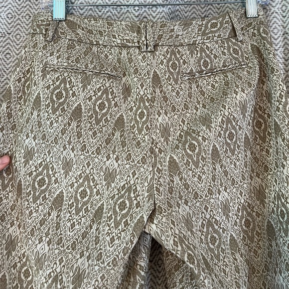 Ann Taylor Petites 4  Silvery Gold Embroidered Slacks Patterned Work Wear Office - Picture 4 of 8